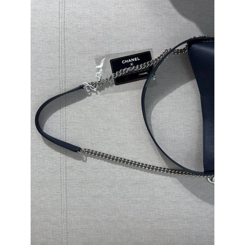 CHANEL Navy Blue Calfskin Deauville Bucket Bag Small SHW - Picture 7 of 16